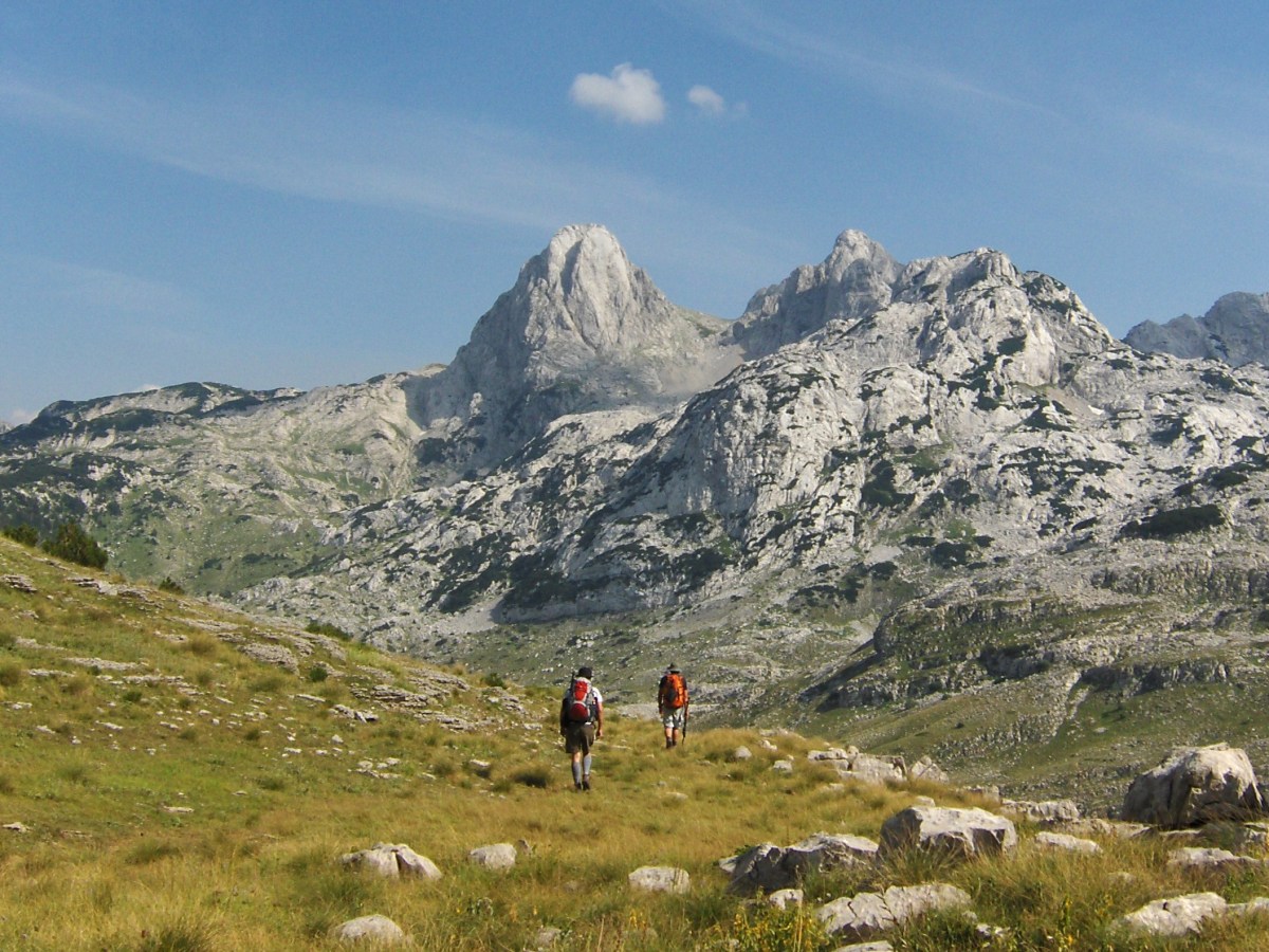 The Tobacco Smugglers’ Trails